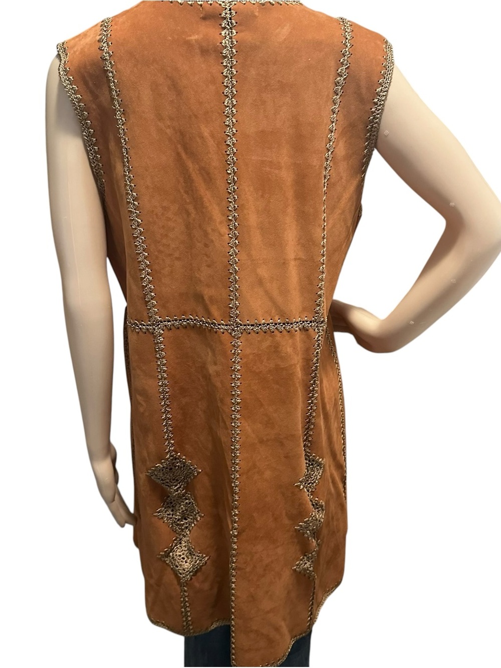 Mechant Suede Vest with Crochet Trim Sz M - Picture 5 of 7